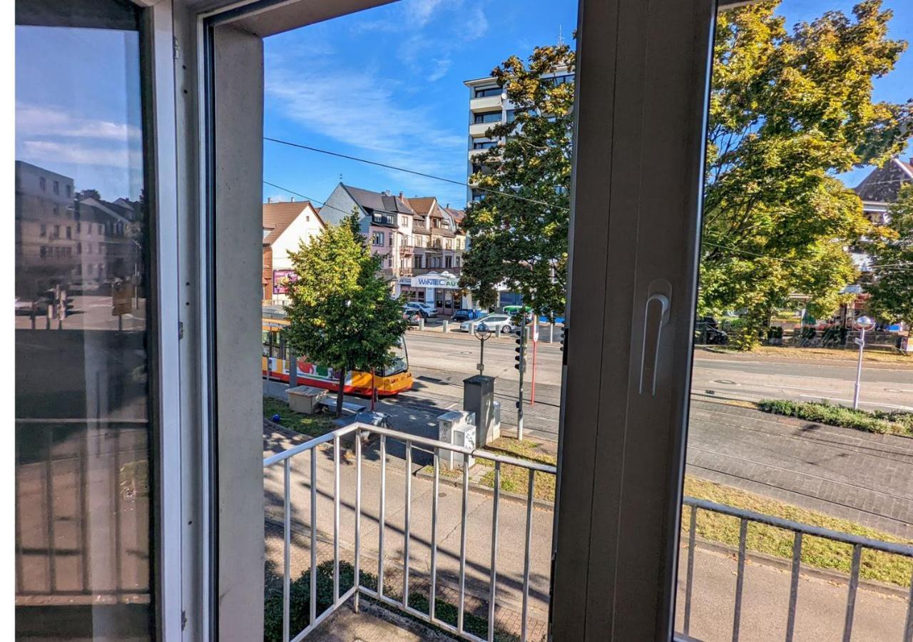Ferienwohnung 65Qm Altbaucharme Mit Zwei Balkonen Karlsruhe Exterior foto